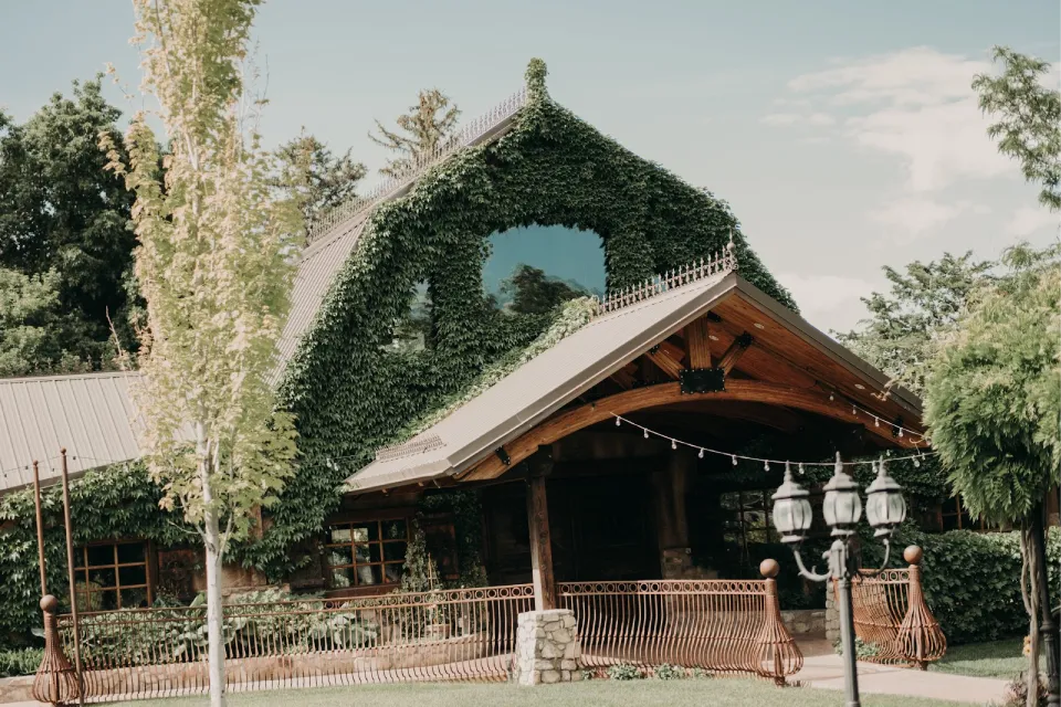 Barn Weddings in Utah Valley: Rustic Menus for Provo & Orem
